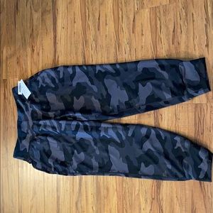 Old Navy high rise active jogger